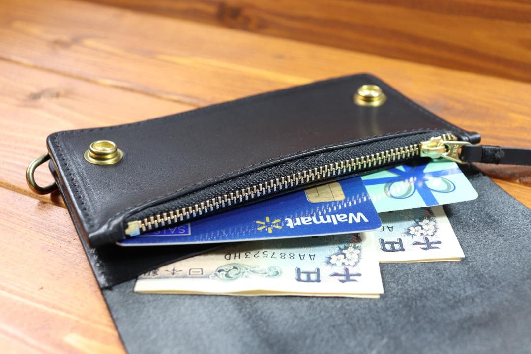 ☆ トラッカーウォレット　黒革　黒糸　栃木レザー使用 ☆糸色、金具色変更可能