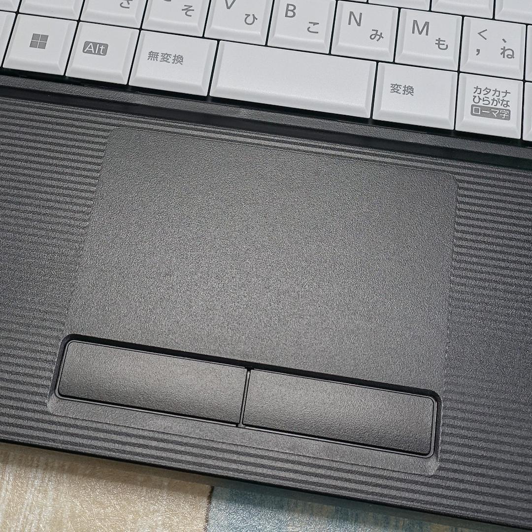 美品で神速の２０２３年製✨１２世代コアｉ５に超高速新品ＳＳＤ１ＴＢ＆大容量メモリ