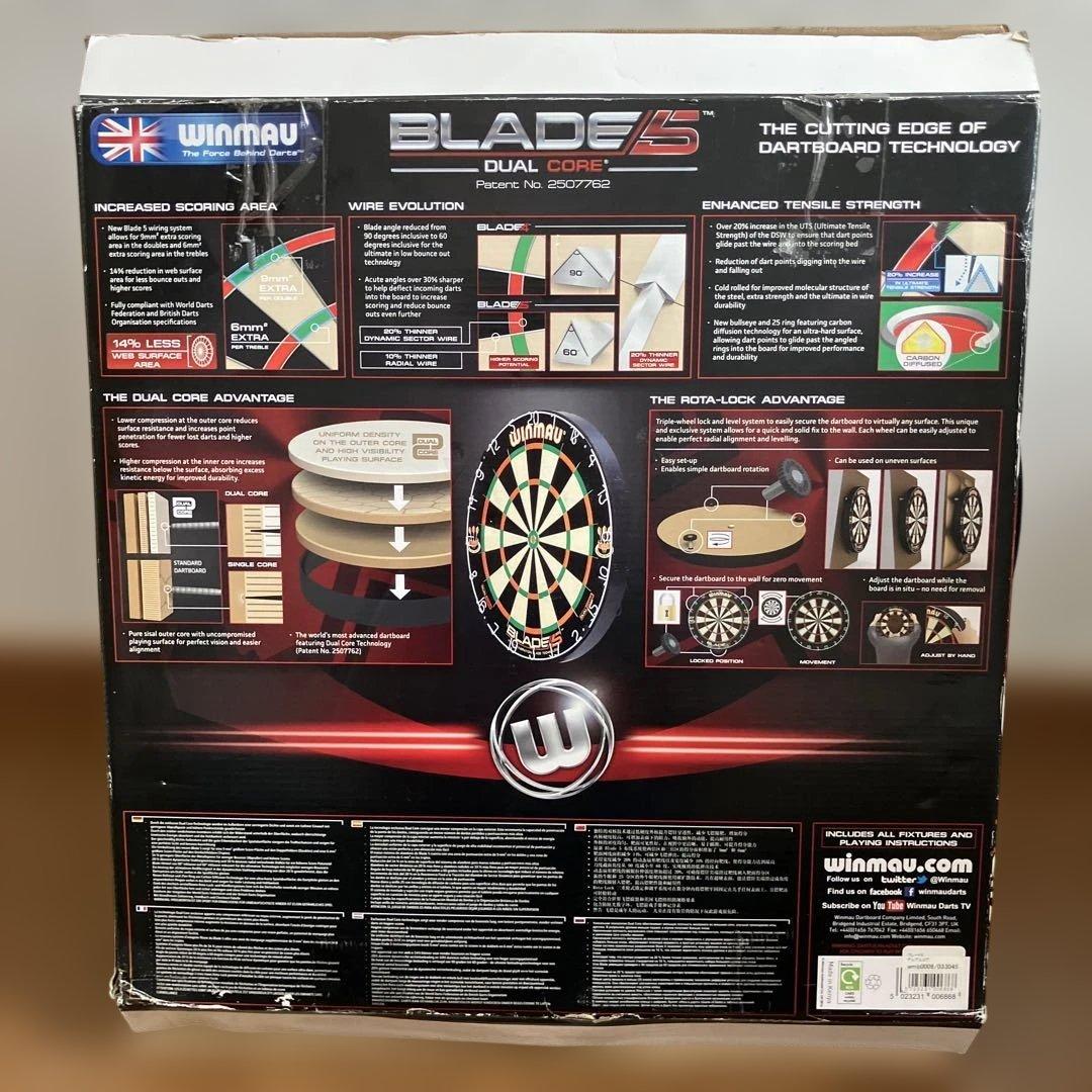 公式　Winmau Blade 5 ダーツボード　重厚　プロ　本格派　麻
