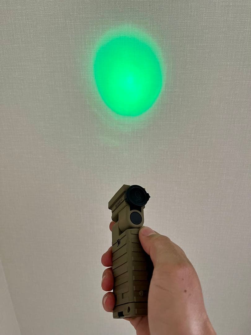 米軍放出品 デッドストック 新型STREAMLIGHT LED4色 懐中電灯1台