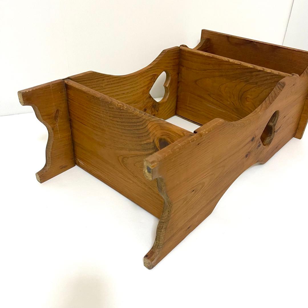 カントリー家具　木製スタンドラック　ハート型穴