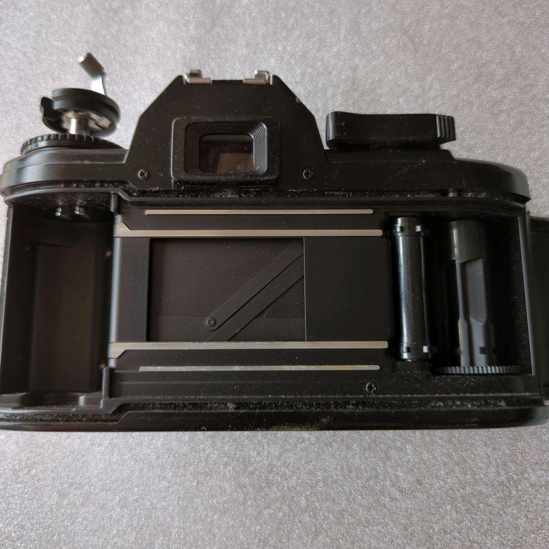 Nikon EMフィルムカメラ2台 レンズ 135mm 43-86mm
