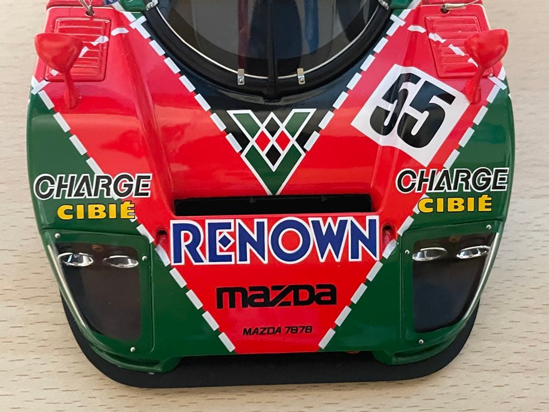 オートアート 1/18 MAZDA 787B 1991 #55 トロフィー付き