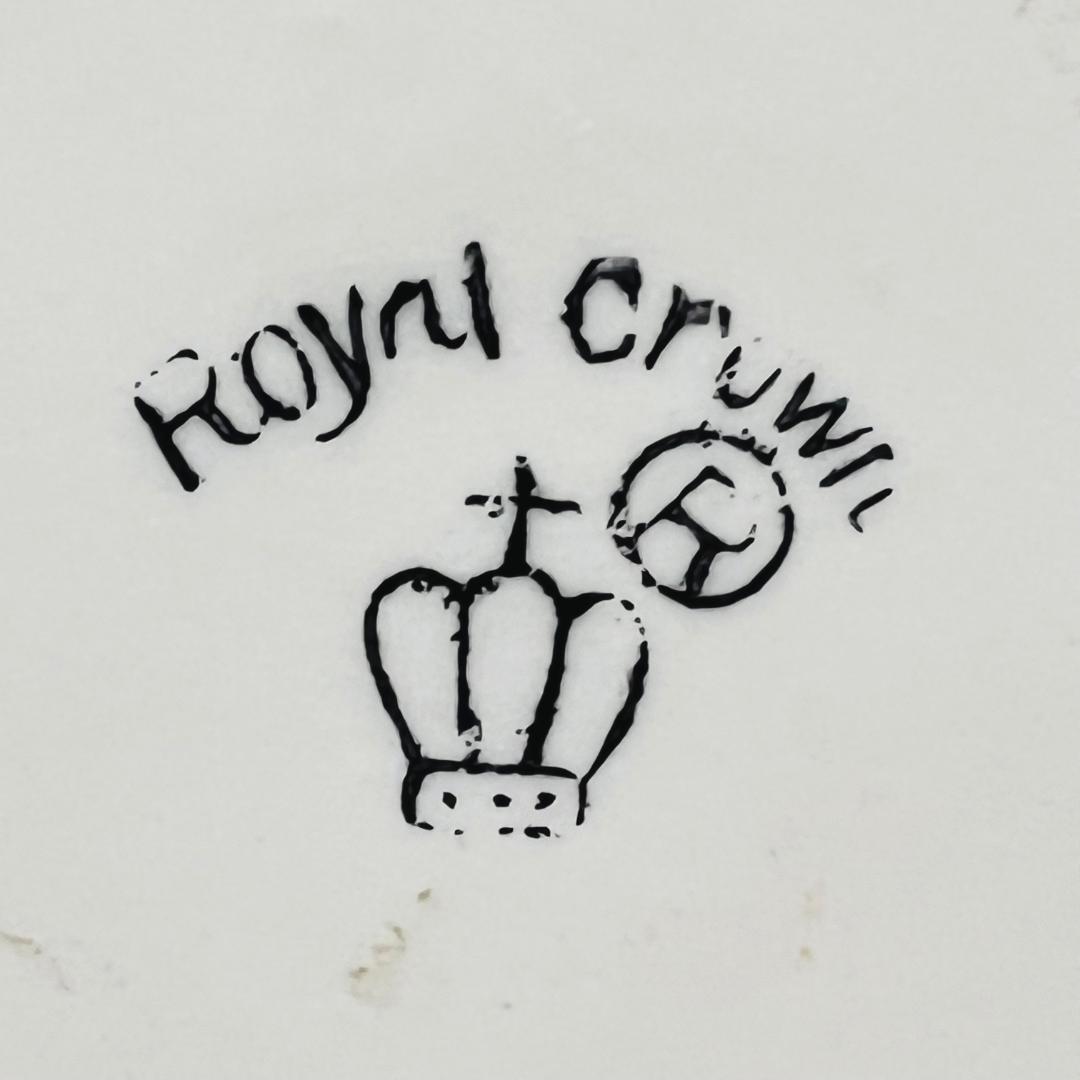  Crown 陶磁器 英国アンティーク・西洋磁器 母と子供 置物