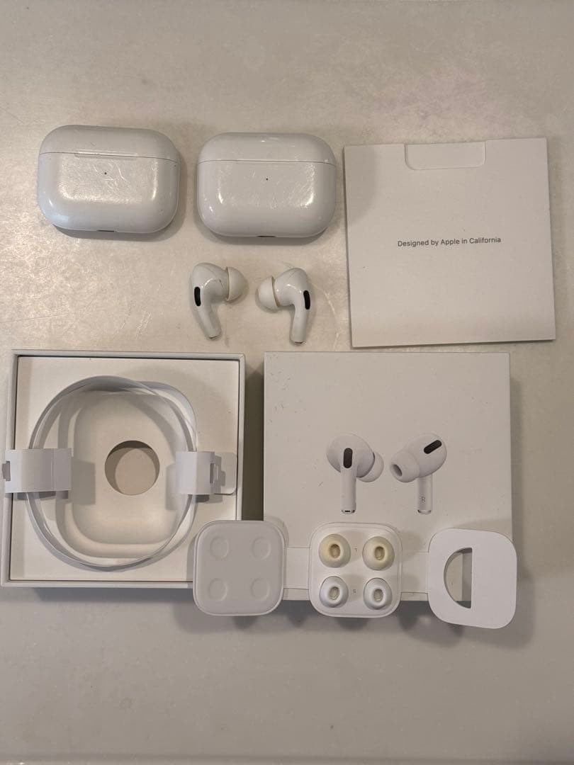 AirPods Pro 充電ケース2つ付き