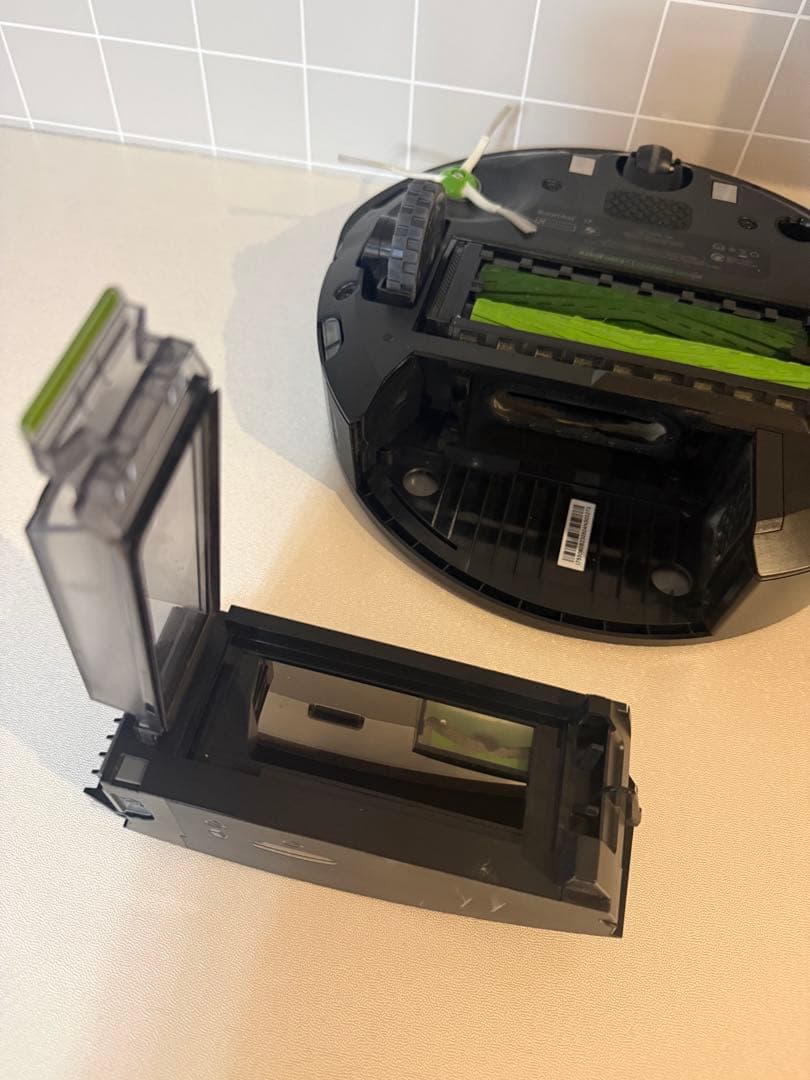 ルンバ i7+ クリーンベース付 本体・消耗品セット iRobot 保証付き