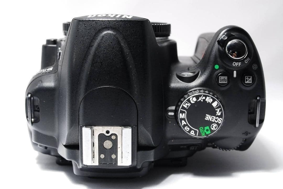 ♥初心者安心セット♥Nikon D5000♥高画質×軽量 AF対応 標準レンズ付