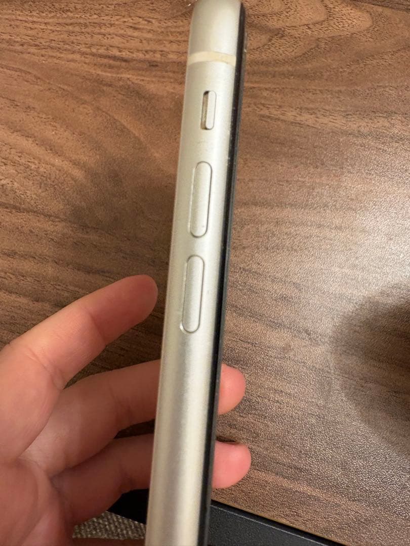 【128GB/動作良好】iPhone 11 ホワイト バッテリー83%