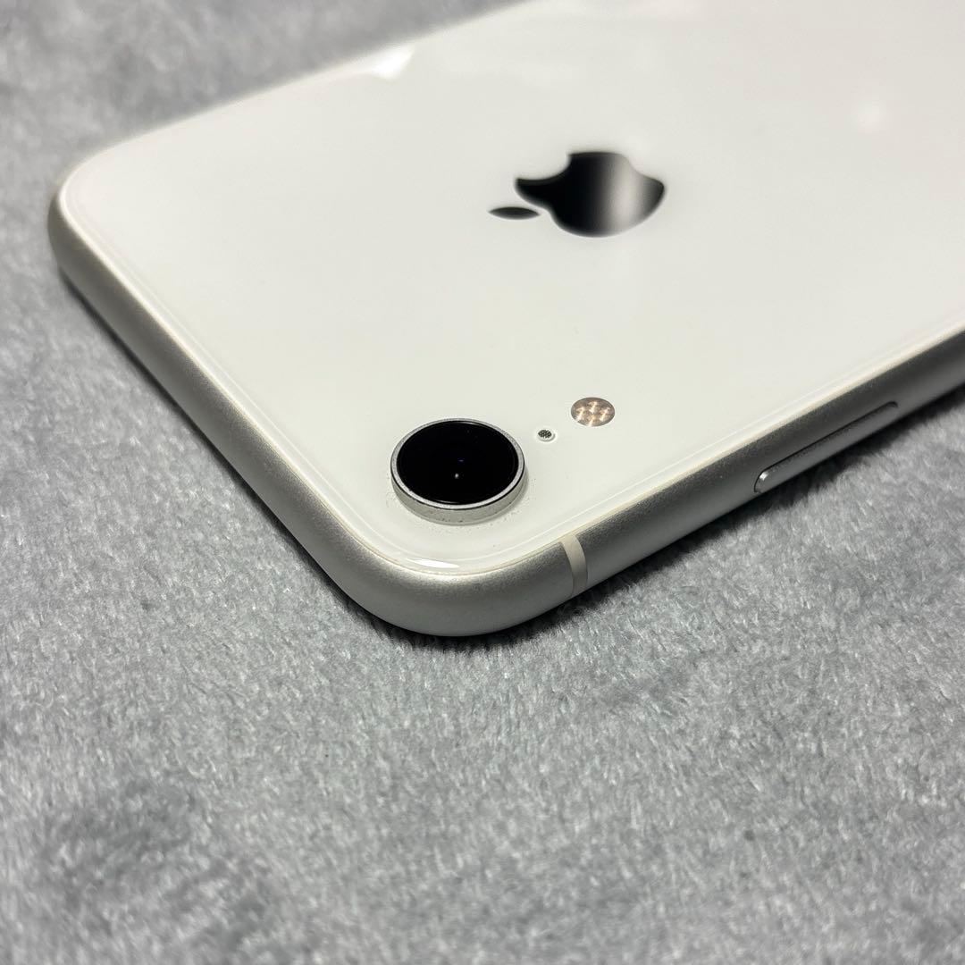 美品Apple iPhone XR ホワイト バッテリー91%