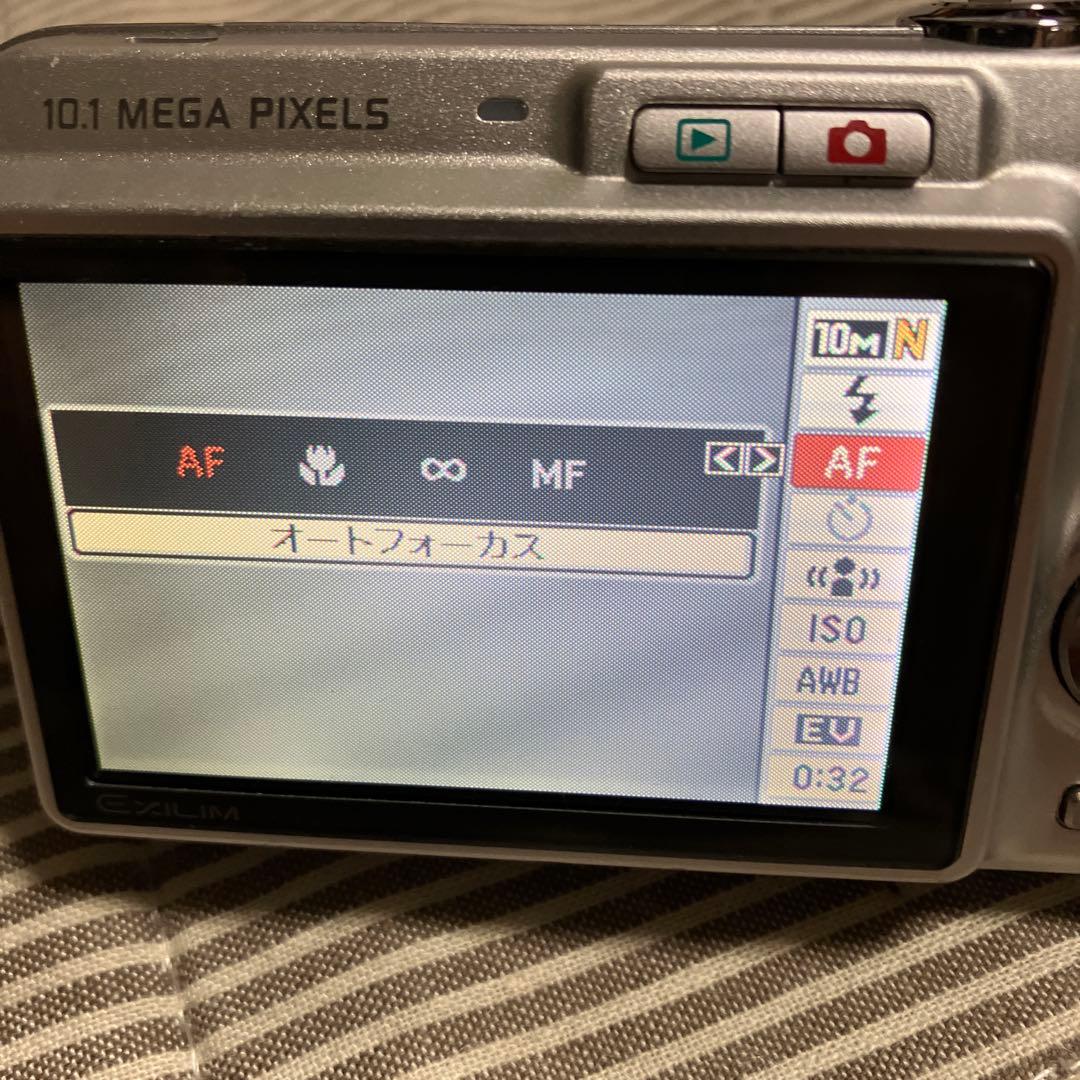 CASIO コンパクトデジタルカメラ　EX-Z1050 ※カメラ本体のみ出品
