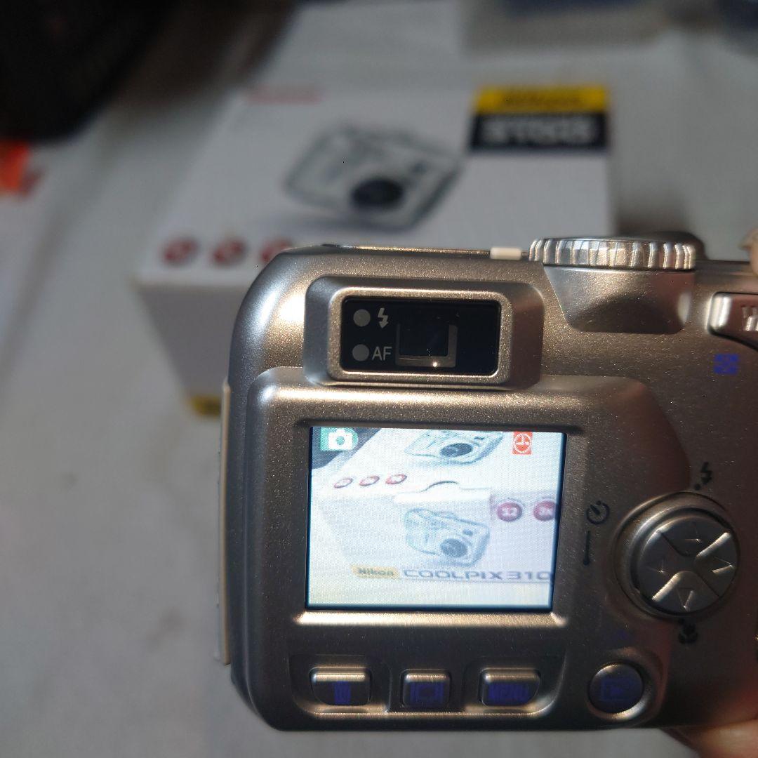 Nikon COOLPIX 3100 コンパクトデジタルカメラ・美品・レトロ