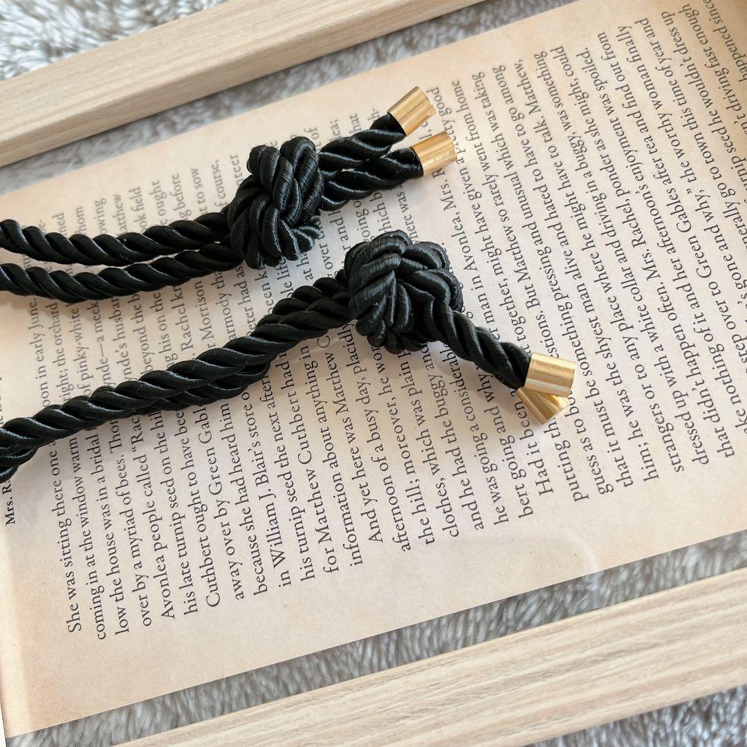 インド刺繍リボン　巾着ショルダーバッグ　アイボリー・ブラック2点