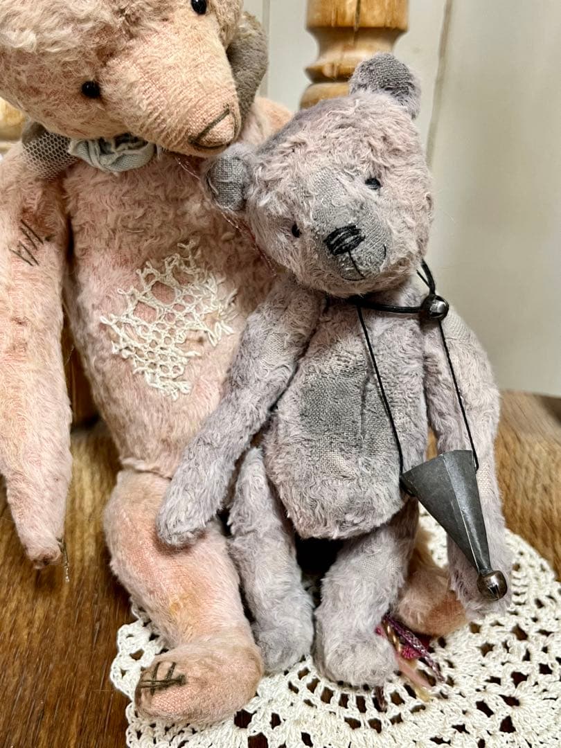 海外作家　アーティスト　テディベア　ぬいぐるみ　作家　アーティストベア　帽子