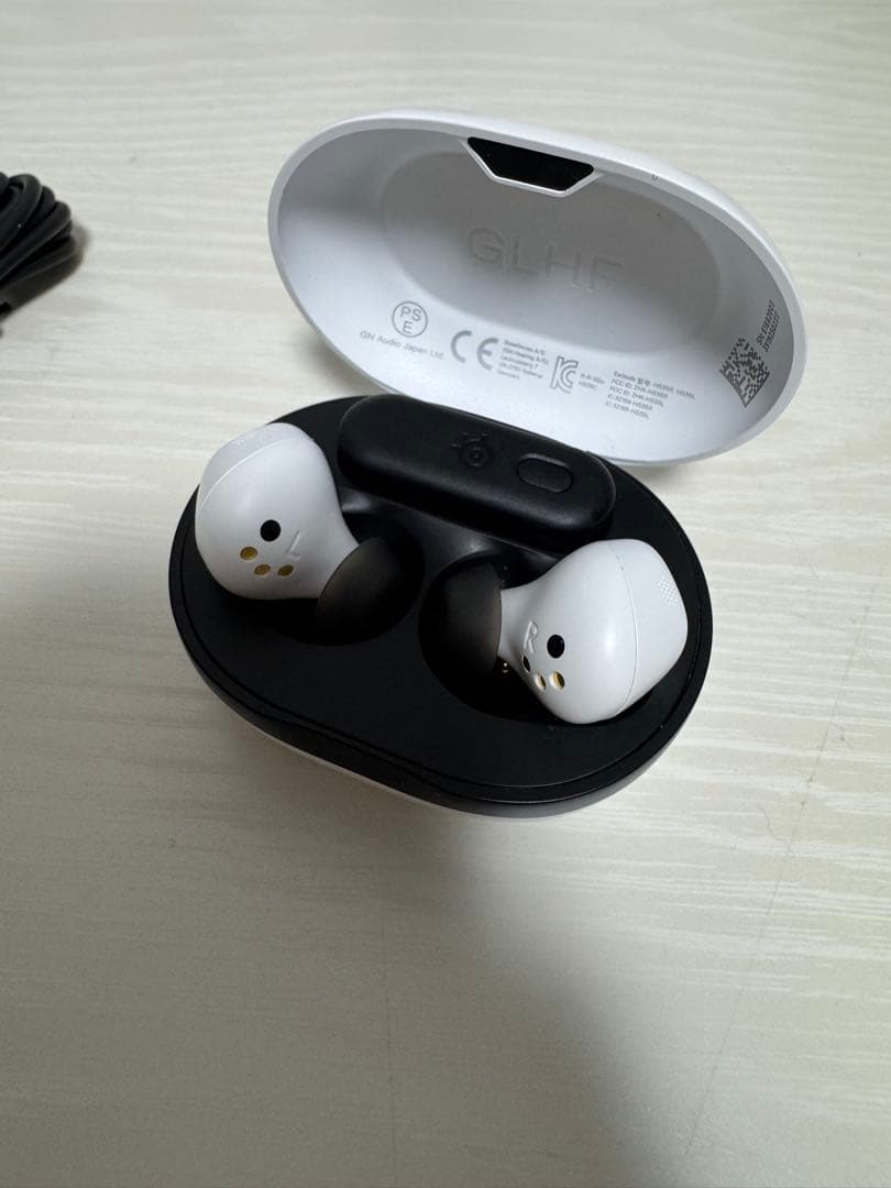 SteelSeries ARCTIS GAMEBUDS ワイヤレスイヤホン