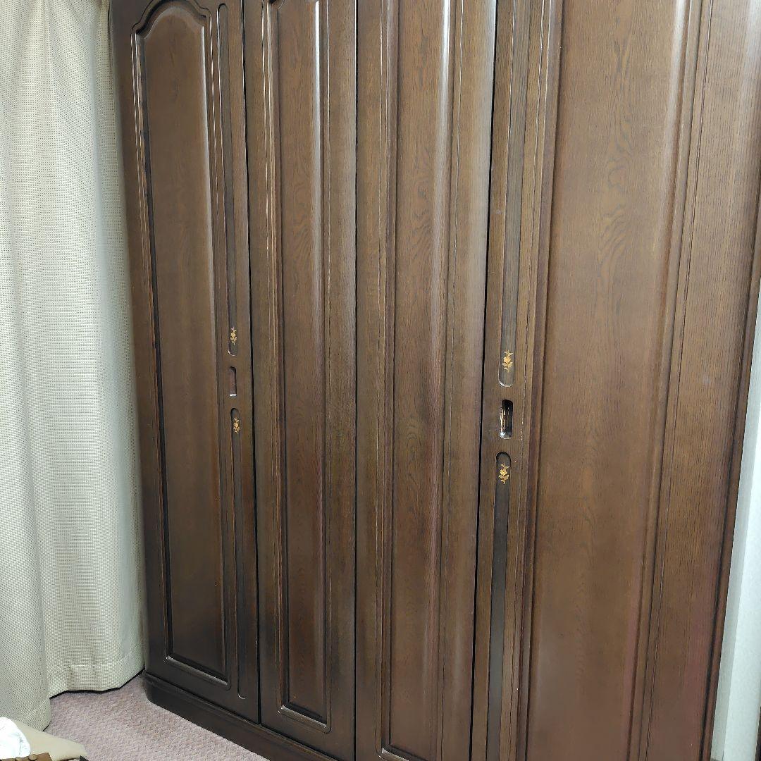 【3/27正午までの出品】洋服タンス　木製4枚扉箪笥 ダークブラウン　婚礼タンス