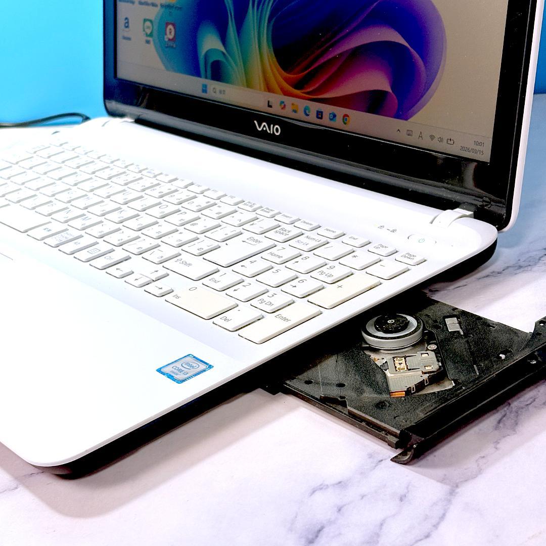 バイオ☆メモリ8GB・カメラ・Windows11・ホワイト ノートパソコン