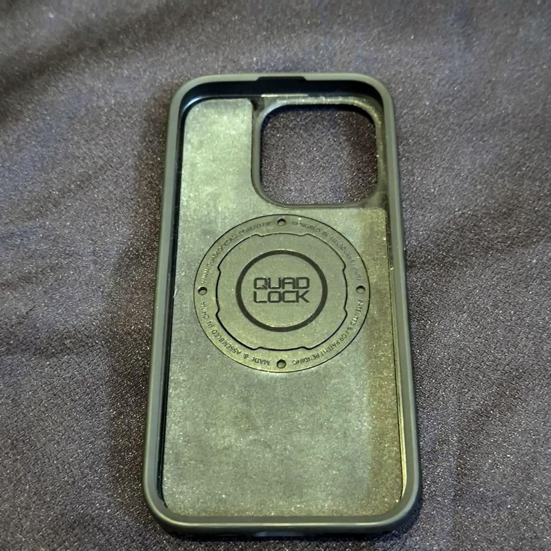 QUAD LOCK iPhone 15 Pro | スマホケース MAG対応
