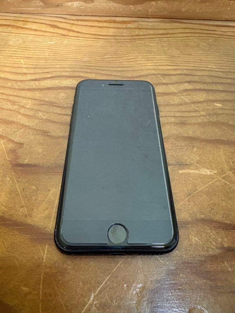 Apple iPhone7 128GB ブラック 本体 箱付き