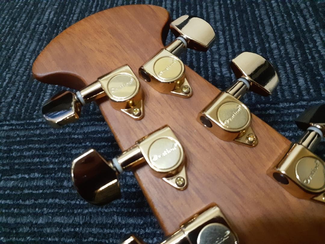 早い者勝ち Ovation Celebrity CC28ブビンカ 美品 ケース付