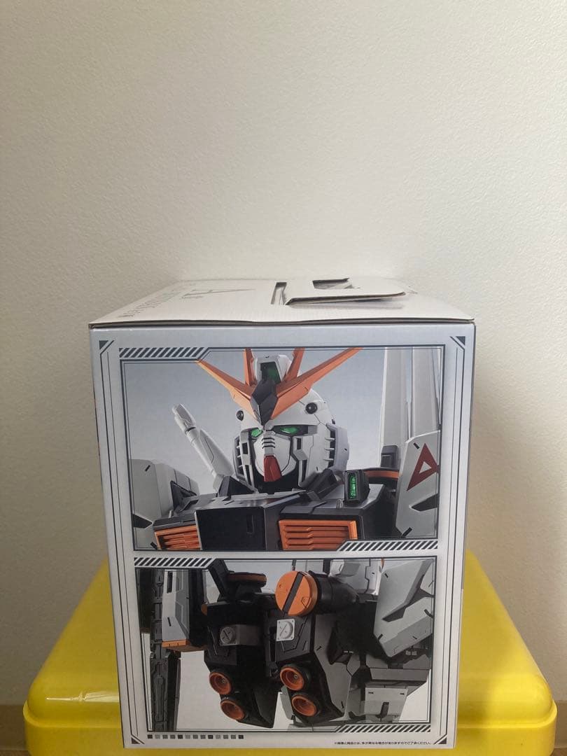 一番くじ機動戦士ガンダムA賞VガンダムBUSTISAN