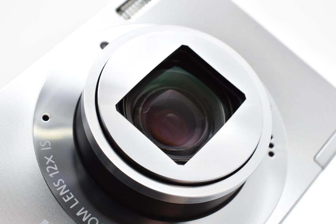 【ほぼ新品 元箱付き】キャノン Canon IXY3