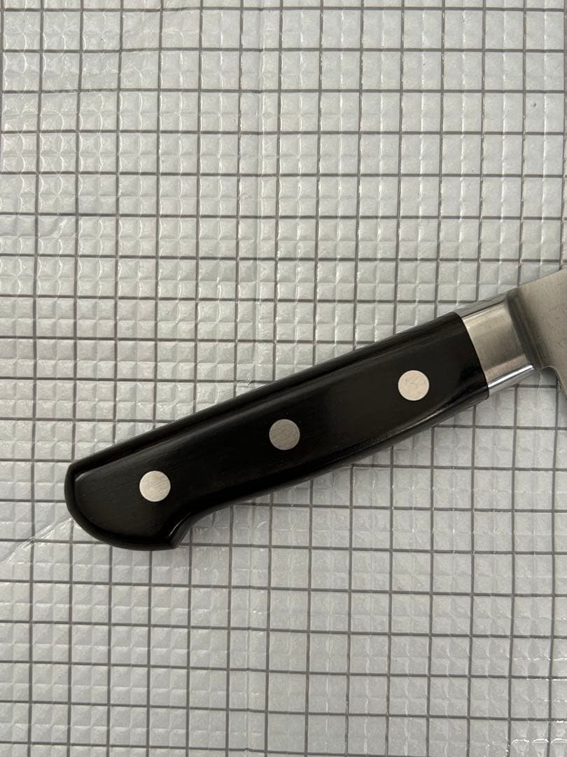 包丁 牛刀 180mm 安来鋼青紙２号 黒合板柄