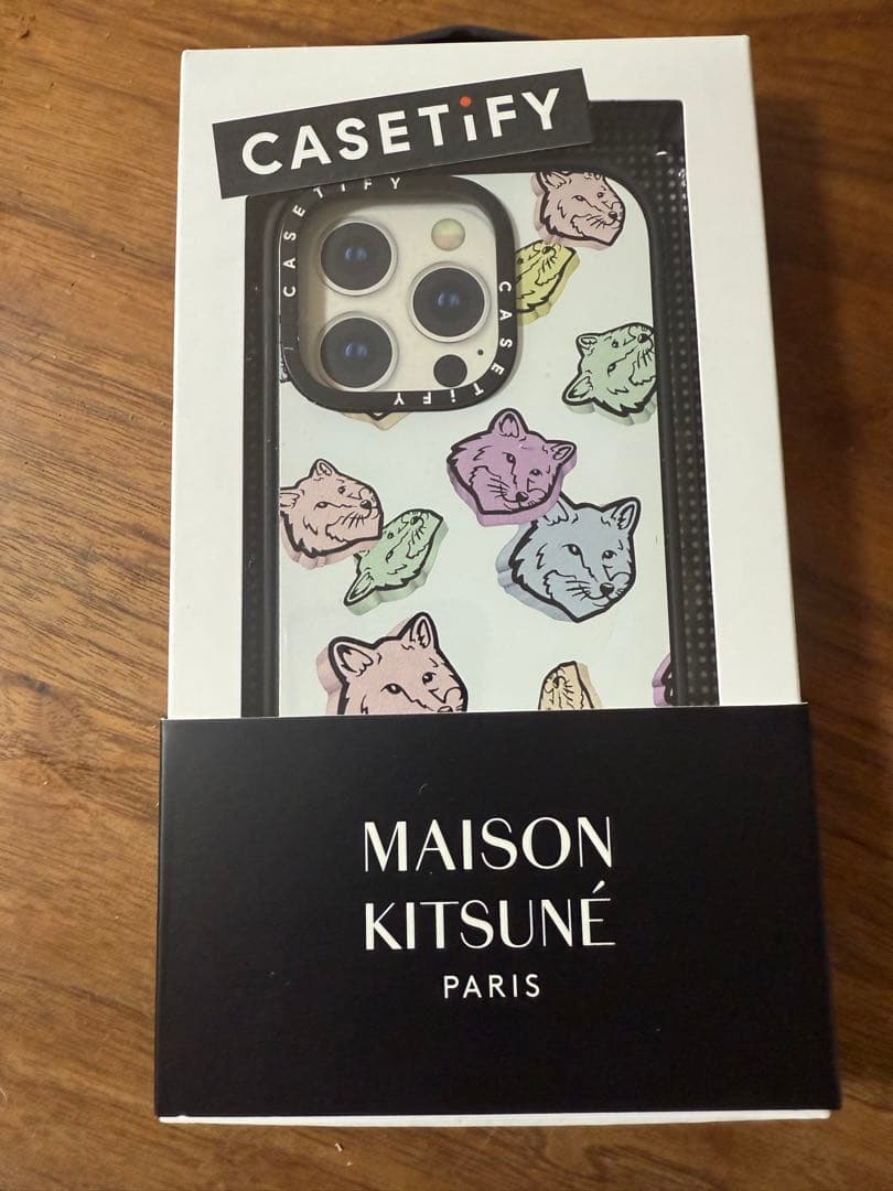 MAISON KITSUNÉ CASETiFYケース