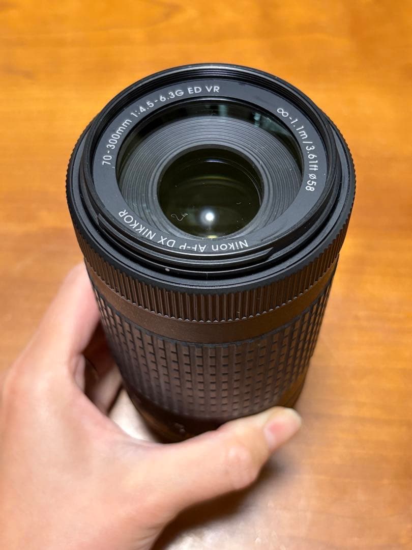 【人気】NikonD5600 単焦レンズとカメラバック付き