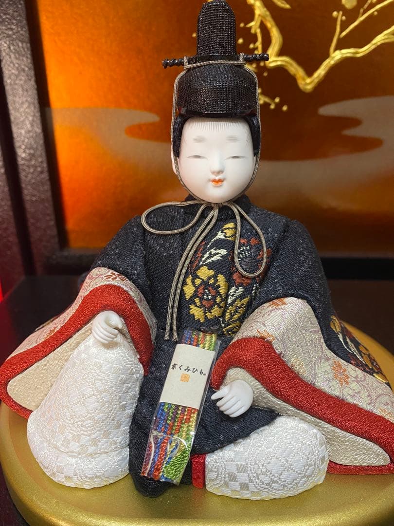 雛人形　草園作　木目込人形　親王飾り・サイズ間口約４７×奥行約３５×高さ約３２㎝