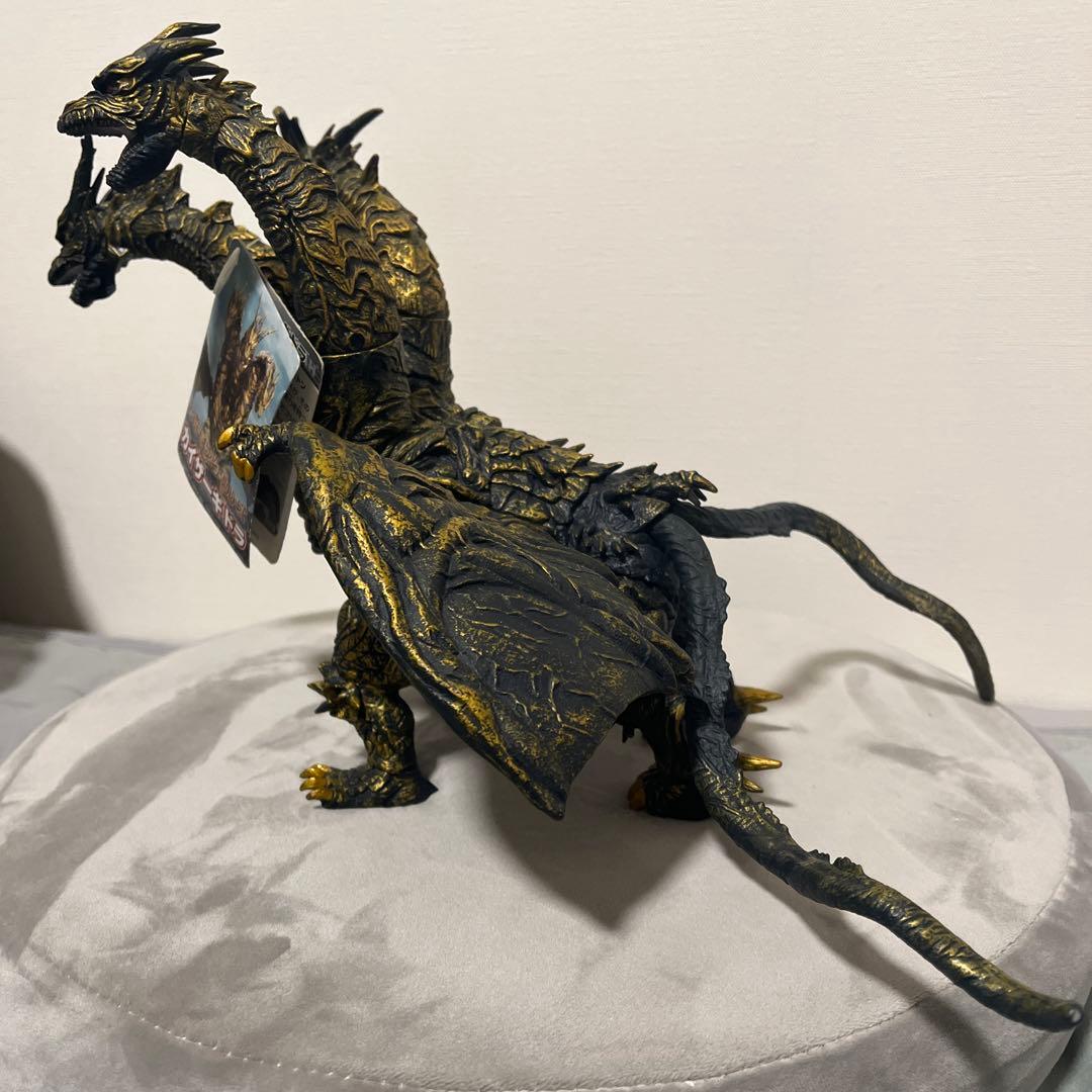 【タグ付き極美品】 カイザーギドラ ムービーモンスター シリーズ ゴジラ ソフビ