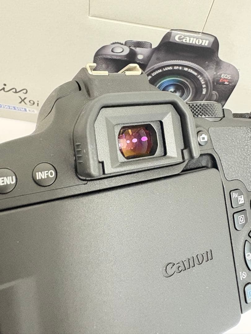 Canon EOS Kiss X9i ダブルレンズセット