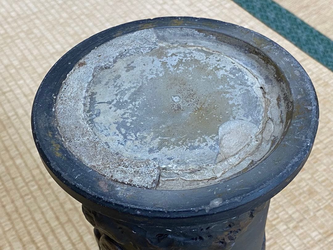 ⭐️明治時代 貼花 鬼面 鷹 翔雀文様 筒形壺 瓶 一点物 置物飾り 骨董品