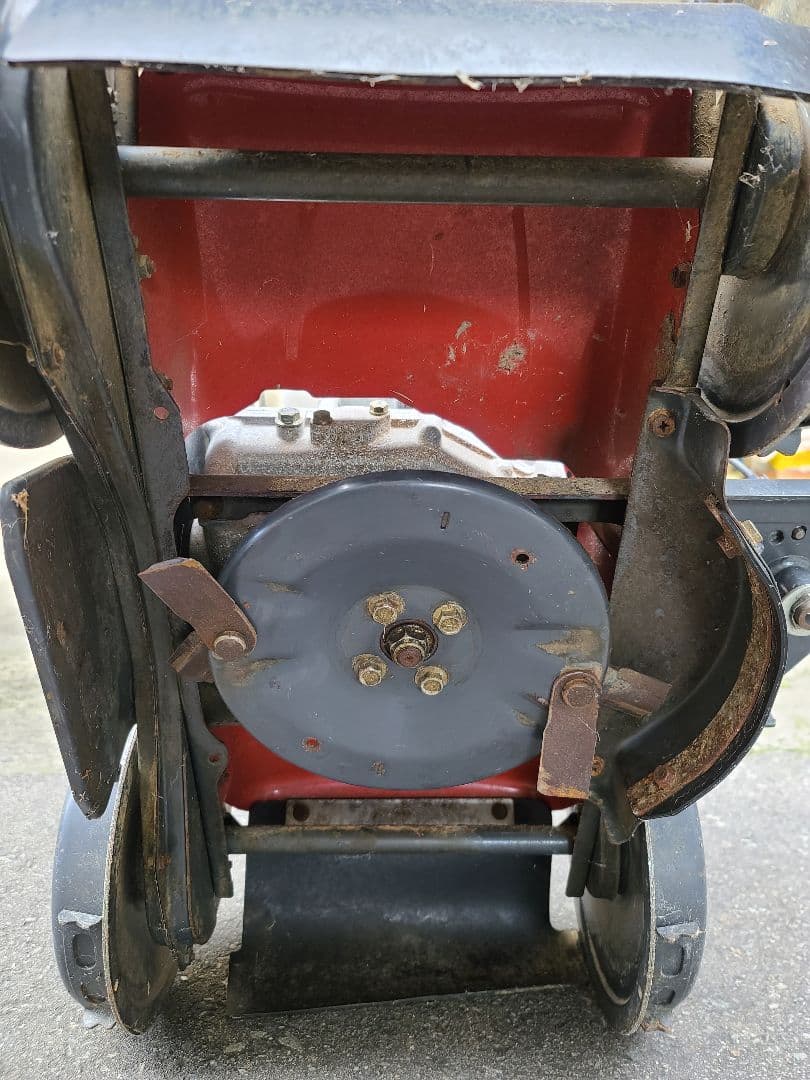 ビックM KJ-30 4WD 草刈機　芝刈　斜面　丸山　自走式　スパイダーモア