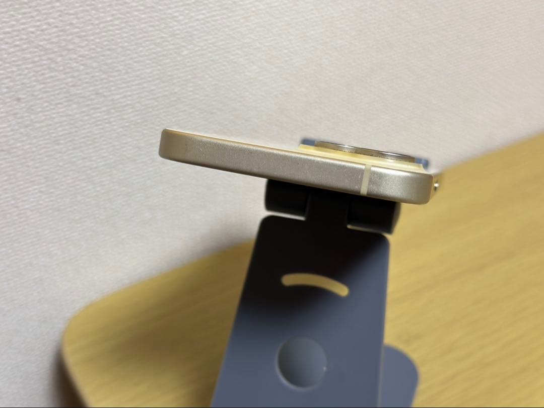 ［値下げ中］Apple iPhone 15 128GB SIMフリーイエロー