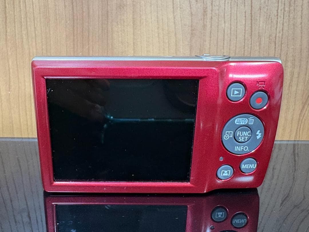 《ほぼ新品 動作確認済》キヤノン　Canon IXY 200 レッド