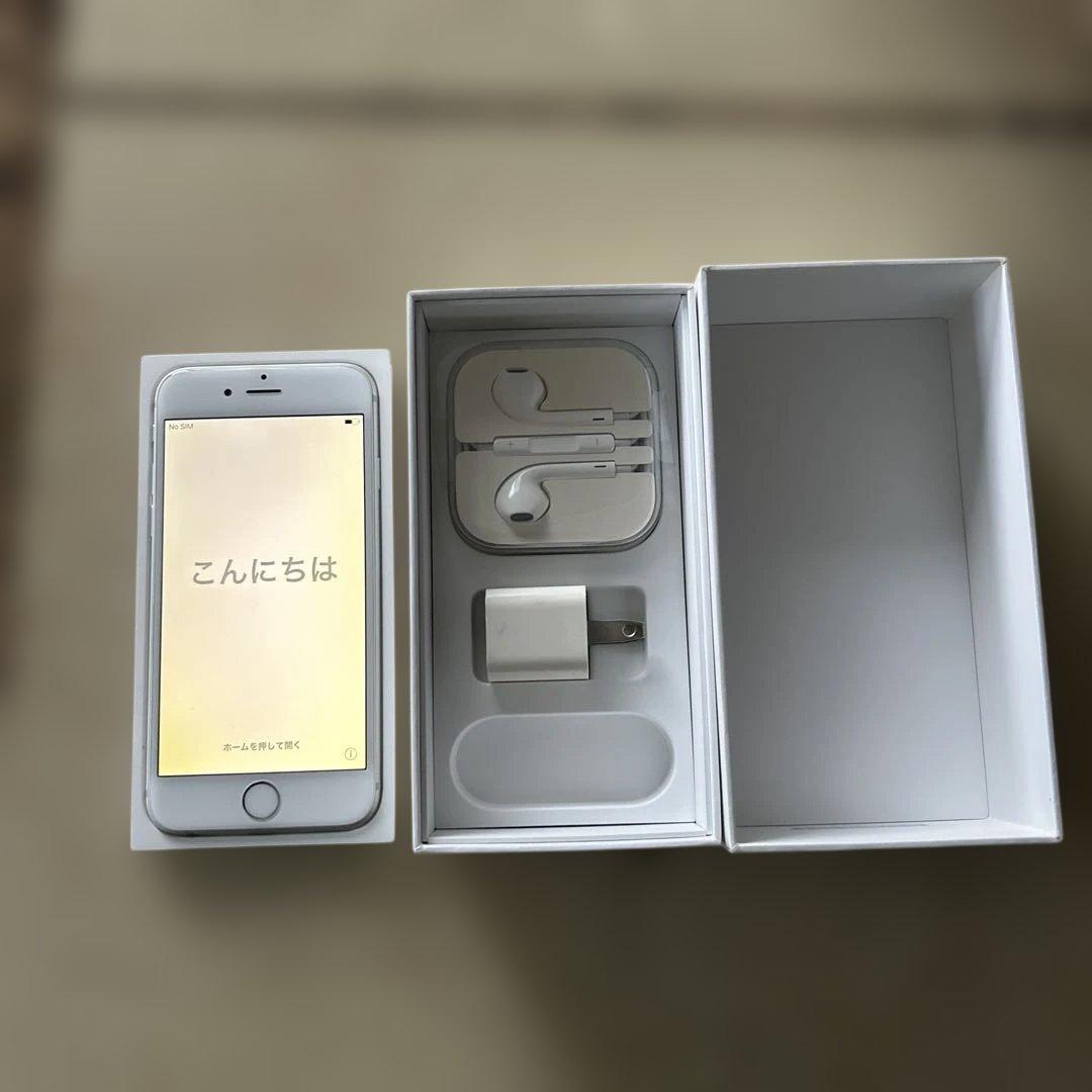 Apple iPhone 6 シルバー 本体64GB