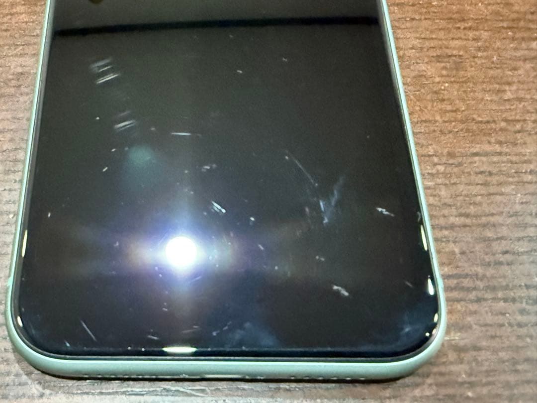 iPhone 11 グリーン 64Gb 海外版 SIMフリー