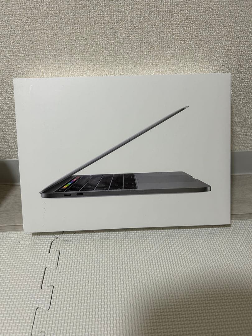 MacBook スペースグレー 13インチ　2019