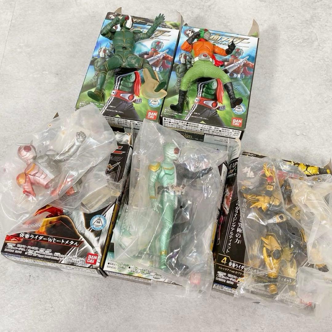 T706 未使用 BANDAI 仮面ライダー フィギュア 9点 創絶 玩具