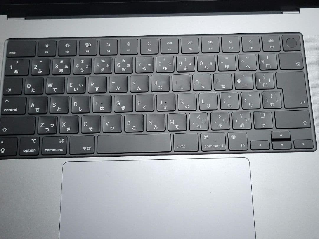 Macbook Pro 2021 16インチ M1 Pro 32GB/512GB