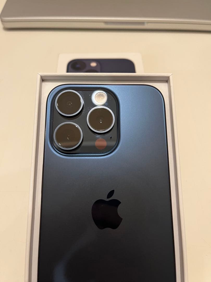 Apple iPhone 15Pro 128GBブルーチタニウム