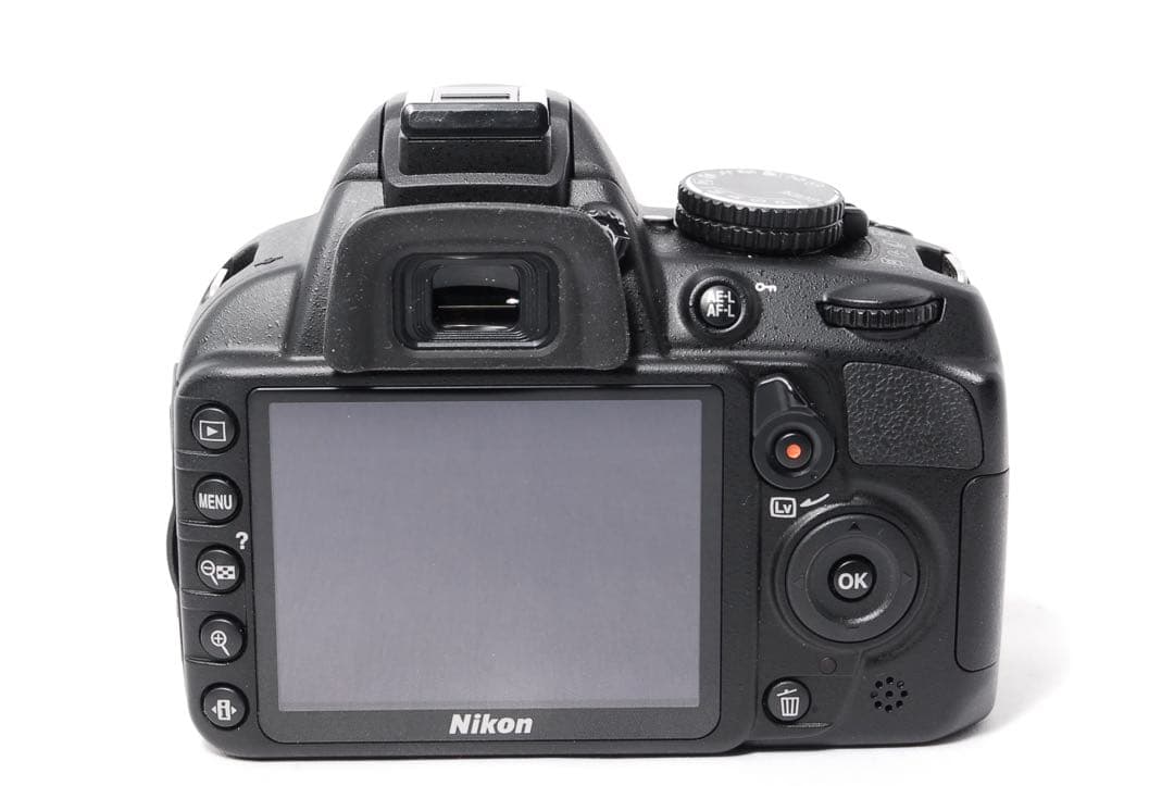 ◆ショット数僅か◆Nikon D3100◆バッグ付き◆一眼レフカメラ◆すぐ使える