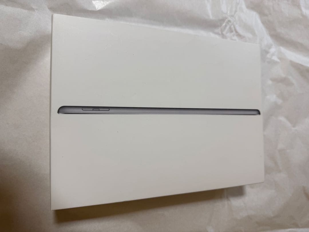 iPad第6世代 wifi 32gb キーボードケース付き