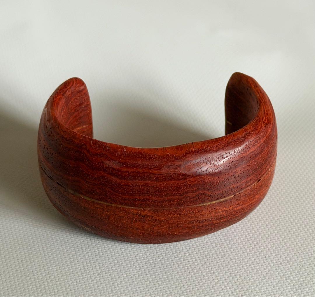レア　バングル　三味線胴(花梨)から作られた物　パドック　Padauk