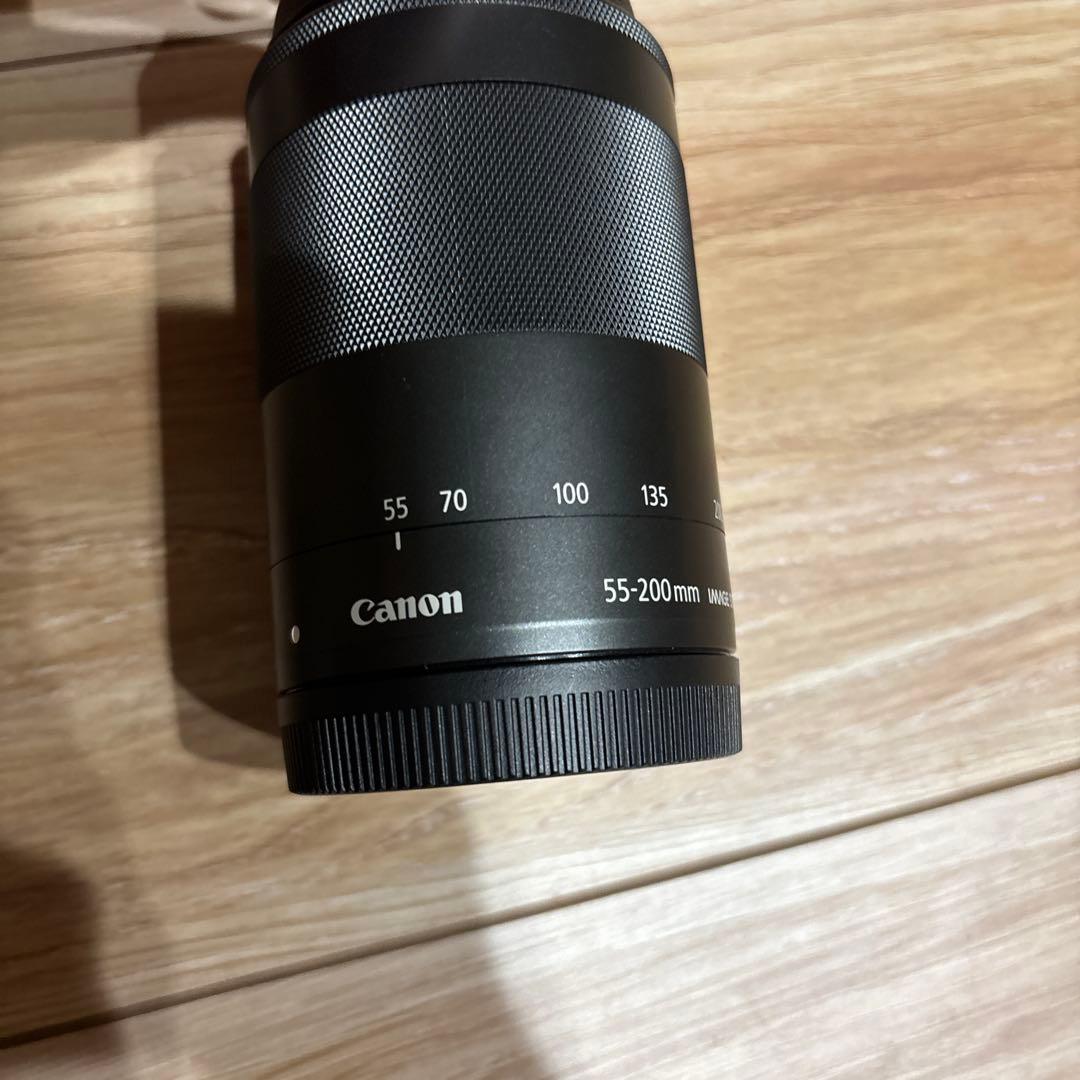 キャノン　ズームレンズ　EF-M 55-200mm