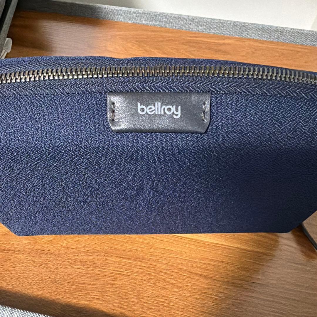 Bellroy Tech Kit、電子機器アクセサリー用ファスナーポーチ