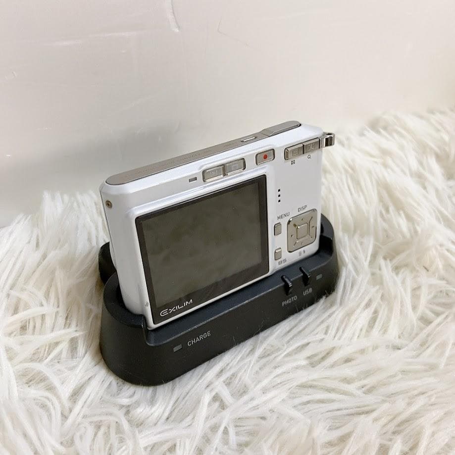 CASIO EXILIM EX-S500 ホワイト SD付き デジカメ