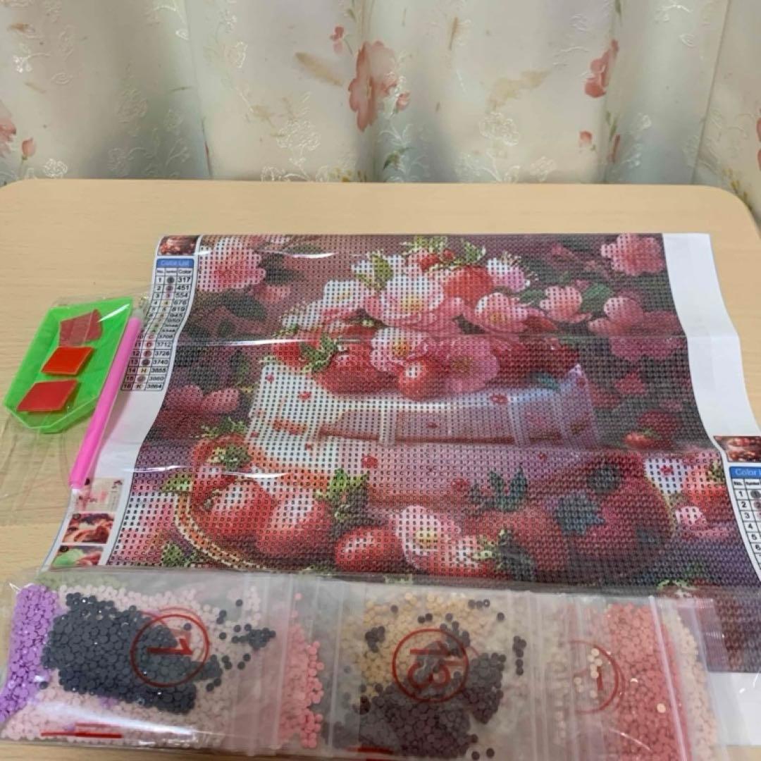 ★専用★ダイヤモンドアート5D ストロベリーケーキ キットセット　30x30cm