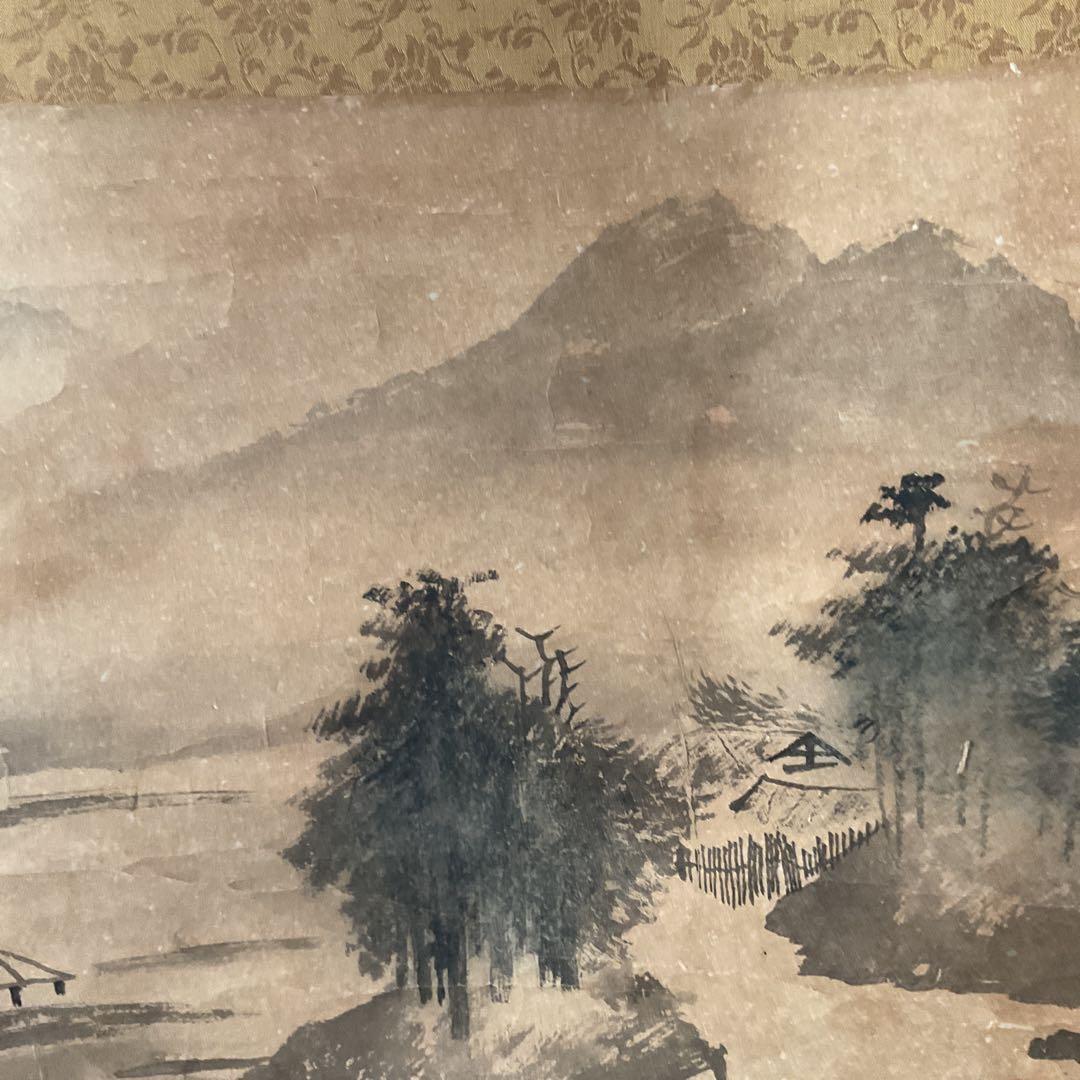 中国画 紙本水墨山水図 軸先陶器軸