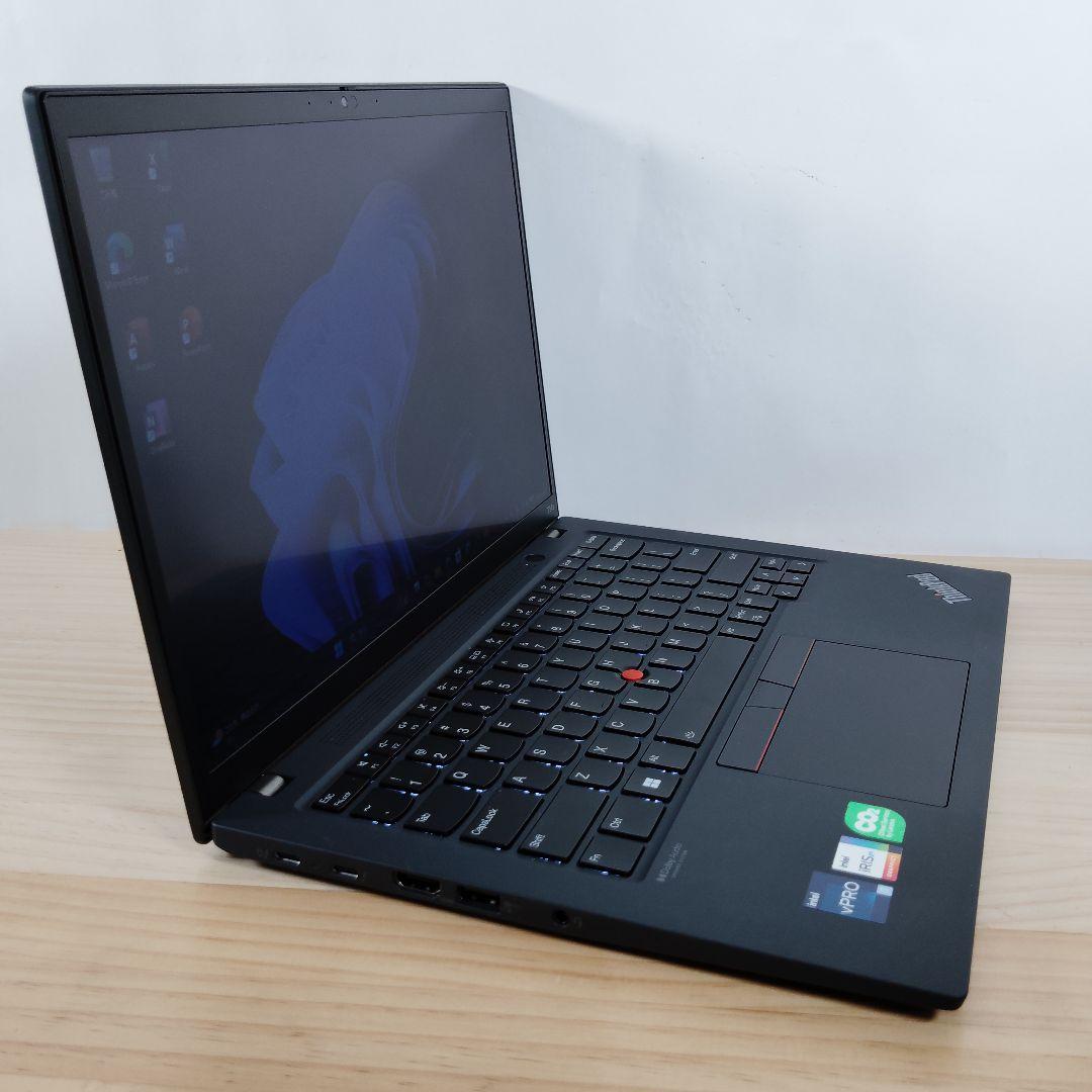 美品 ThinkPad T14s 爆速 12世代i7搭載 16GB 1TB